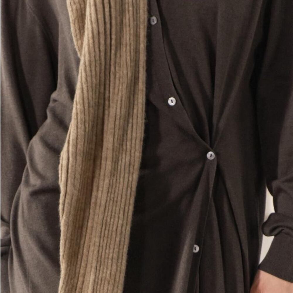 ZARA KNIT DRESS WITH SIDE BUTTONS - Picture 2 of 11